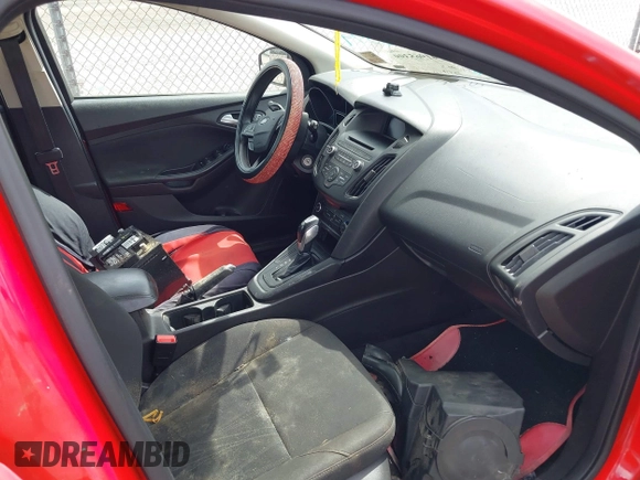 2016 Ford Focus SE with VIN 1FADP3K26GL285802, listed as a IAAI auction lot 41965399 with 82,470 mi miles and . Bid and sale history available at carsss.com. Image 5.