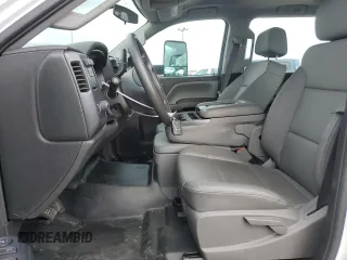 2023 Chevrolet Silverado 1500 with VIN 1HTKHPVM3PH723040, listed as a Copart auction lot 43317695 with 2,944 mi miles and Salvage Title. Bid and sale history available at DreamBid. Image 7.
