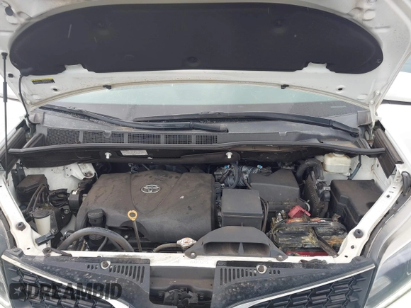 2019 Toyota Sienna SE with VIN 5TDXZ3DC0KS990321, listed as a IAAI auction lot 42281891 with 63,029 mi miles and . Bid and sale history available at DreamBid. Image 10.