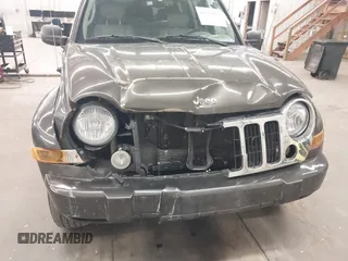 2006 Jeep Liberty Limited z VIN 1J4GL58K56W290180, wystawiony jako IAAI lot #42359344 z przebiegiem 171 635 mil mil oraz . Historia ofert i sprzedaży dostępna na DreamBid. Obrazek 6.