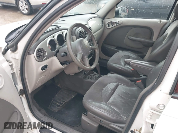 2002 Chrysler PT Cruiser Limited with VIN 3C8FY68B62T347185, listed as a IAAI auction lot 42166377 with 87,157 mi miles. Bid and sale history available at carsss.com. Image 12.