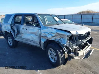 2011 Toyota 4Runner Trail z VIN JTEBU5JR4B5064969, wystawiony jako IAAI lot #41653303 z przebiegiem 134 095 mil mil oraz . Historia ofert i sprzedaży dostępna na DreamBid. Obrazek 1.