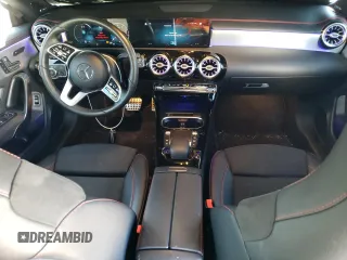 2021 Mercedes-Benz CLA 250 z VIN W1K5J4HB1MN169944, wystawiony jako Copart lot #45329265 z przebiegiem 36 900 mil mil oraz Szkody całkowita. Historia ofert i sprzedaży dostępna na DreamBid. Obrazek 8.
