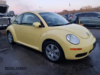 2006 Volkswagen New Beetle Coupe with VIN 3VWRR31C56M401716, listed as a Copart auction lot 78274844 with 185,514 mi miles and Salvage Title. Bid and sale history available at carsss.com. Image 4.