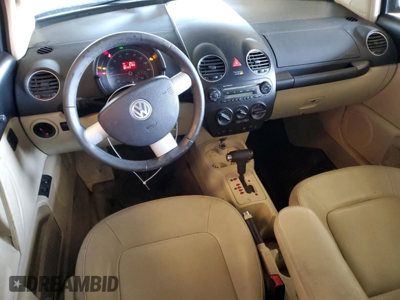 2009 Volkswagen Beetle S с VIN 3VWPG31C39M507292, выставлен на аукционе Copart как лот 49741035 с пробегом 101 343 миль миль и Списание • Salvage title. История ставок и продаж доступна на DreamBid. Изображение 8.