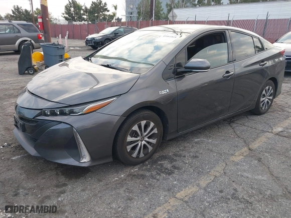 2020 Toyota Prius Prime LE with VIN JTDKARFP0L3143838, listed as a IAAI auction lot 41461818 with NaN miles. Bid and sale history available at carsss.com. Image 17.