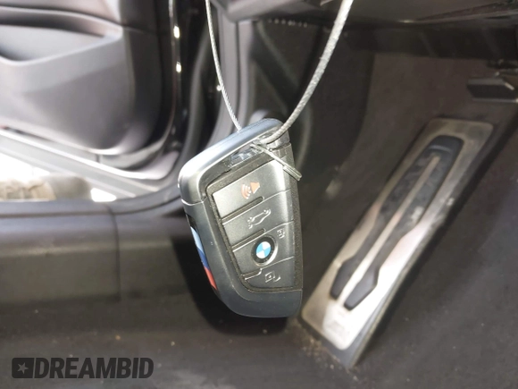 2021 BMW 4 Series M440i xDrive with VIN WBA13AR00MCF61520, listed as a IAAI auction lot 41944350 with 39,631 mi miles and . Bid and sale history available at DreamBid. Image 11.