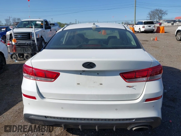 2019 Kia Optima LX with VIN 5XXGT4L33KG364935, listed as a IAAI auction lot 41991965 with 86,380 mi miles. Bid and sale history available at carsss.com. Image 16.