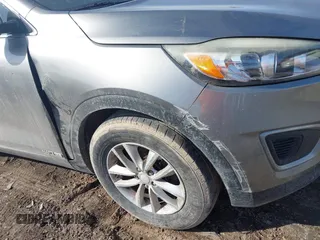 2016 Kia Sorento LX with VIN 5XYPGDA54GG065563, listed as a IAAI auction lot 41801533 with 126,557 mi miles. Bid and sale history available at carsss.com. Image 6.