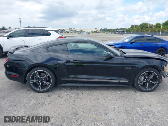 2016 Ford Mustang GT z VIN 1FA6P8CF3G5259637, wystawiony jako IAAI lot #42183280 z przebiegiem 103 403 mil mil oraz . Historia ofert i sprzedaży dostępna na DreamBid. Obrazek 14.