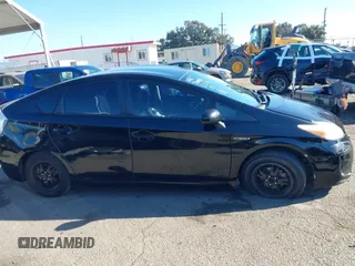 2013 Toyota Prius One z VIN JTDKN3DU7D5596130, wystawiony jako IAAI lot #41338227 z przebiegiem 160 146 mil mil oraz . Historia ofert i sprzedaży dostępna na DreamBid. Obrazek 13.