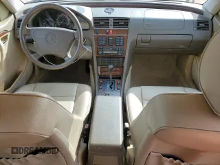 1994 Mercedes-Benz C 220 with VIN WDBHA22E5RF084524, listed as a Copart auction lot 73287364 with 187,541 mi miles and Salvage Title. Bid and sale history available at carsss.com. Image 8.