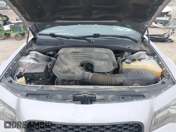2016 Chrysler 300 with VIN 2C3CCAGG0GH239071, listed as a IAAI auction lot 41736156 with 107,747 mi miles. Bid and sale history available at carsss.com. Image 10.
