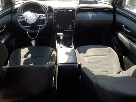 2022 Hyundai Santa Cruz SEL z VIN 5NTJBDAE5NH014097, wystawiony jako Copart lot #46309765 z przebiegiem 24 938 mil mil oraz Szkoda całkowita • Salvage title. Historia ofert i sprzedaży dostępna na DreamBid. Obrazek 8.