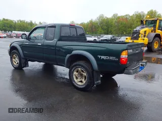 2003 Toyota Tacoma with VIN 5TEWN72N73Z259408, listed as a IAAI auction lot 42195456 with 240,965 mi miles. Bid and sale history available at carsss.com. Image 3.