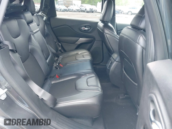 2019 Jeep Cherokee Latitude Plus с VIN 1C4PJMLB6KD355718, выставлен на аукционе IAAI как лот 42209813 с пробегом 101 773 миль миль и . История ставок и продаж доступна на DreamBid. Изображение 8.