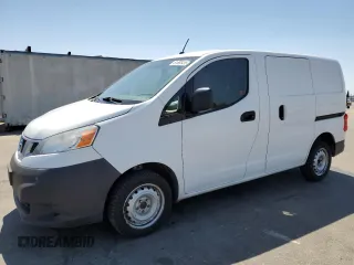 2017 Nissan NV200 S z VIN 3N6CM0KN8HK690284, wystawiony jako Copart lot #61686465 z przebiegiem 299 191 mil mil oraz Czysty tytuł • Clean title. Historia ofert i sprzedaży dostępna na DreamBid. Obrazek 1.