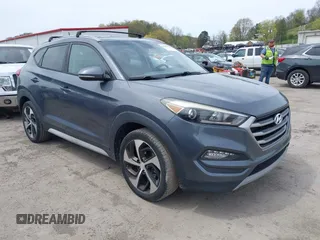2017 Hyundai Tucson Sport with VIN KM8J3CA21HU407189, listed as a IAAI auction lot 42090562 with 113,618 mi miles. Bid and sale history available at carsss.com. Image 1.