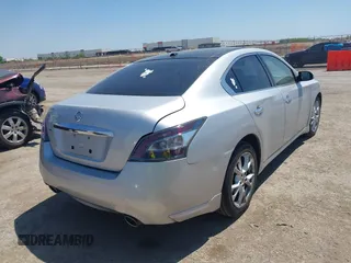 2014 Nissan Maxima SV z VIN 1N4AA5AP4EC448022, wystawiony jako IAAI lot #42027624 z przebiegiem 280 961 mil mil oraz . Historia ofert i sprzedaży dostępna na DreamBid. Obrazek 4.