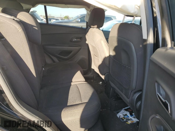 2020 Chevrolet Trax LS with VIN KL7CJNSB8LB065822, listed as a Copart auction lot 82164354 with 76,623 mi miles and Salvage Title. Bid and sale history available at carsss.com. Image 12.