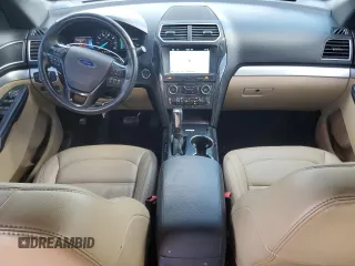 2017 Ford Explorer XLT with VIN 1FM5K7D82HGD49572, listed as a Copart auction lot 50813535 with 60,962 mi miles and Salvage Title. Bid and sale history available at DreamBid. Image 8.