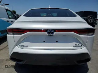 2021 Toyota Mirai XLE с VIN JTDAAAAA9MA001310, выставлен на аукционе Copart как лот 59822215 с пробегом 38 565 миль миль и Списание • Salvage title. История ставок и продаж доступна на DreamBid. Изображение 6.