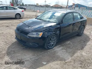 2012 Volkswagen Jetta SE with VIN 3VWDX7AJ7CM397301, listed as a IAAI auction lot 41893928 with 181,212 mi miles and . Bid and sale history available at DreamBid. Image 2.