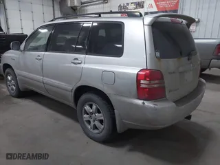 2003 Toyota Highlander with VIN JTEHF21A730146531, listed as a IAAI auction lot 41790625 with 194,258 mi miles. Bid and sale history available at carsss.com. Image 3.