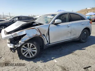 2017 Infiniti QX70 with VIN JN8CS1MWXHM414956, listed as a Copart auction lot 51569785 with 103,098 mi miles and Clean Title. Bid and sale history available at carsss.com. Image 1.
