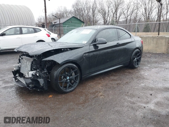 2020 BMW M2 Competition z VIN WBS2U7C05L7E24573, wystawiony jako IAAI lot #41688525 z przebiegiem 18 909 mil mil oraz . Historia ofert i sprzedaży dostępna na DreamBid. Obrazek 2.