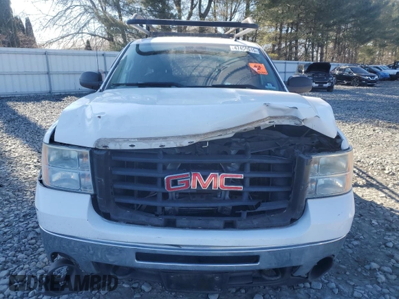 2009 GMC Sierra 2500HD SLE z VIN 1GTHK59K89E156835, wystawiony jako Copart lot #47450515 z przebiegiem 163 996 mil mil oraz Szkoda całkowita • Salvage title. Historia ofert i sprzedaży dostępna na DreamBid. Obrazek 5.