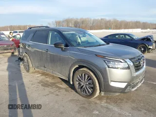 2022 Nissan Pathfinder SL z VIN 5N1DR3CD9NC212582, wystawiony jako IAAI lot #41643488 z przebiegiem 55 044 mil mil oraz . Historia ofert i sprzedaży dostępna na DreamBid. Obrazek 1.