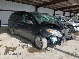 2015 Toyota Sienna Ltd with VIN 5TDDK3DC6FS122871, listed as a IAAI auction lot 41396052 with 133,161 mi miles. Bid and sale history available at carsss.com. Image 1.