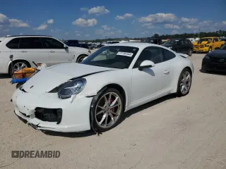 2019 Porsche 911 Carrera S with VIN WP0AB2A95KS114235, listed as a Copart auction lot 82112784 with 43,488 mi miles and Salvage Title. Bid and sale history available at carsss.com. Image 1.