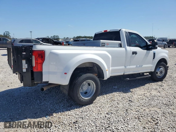 2017 Ford F-350 с VIN 1FTRF3C67HEE07061, выставлен на аукционе Copart как лот 46672235 с пробегом 122 716 миль миль и Списание • Salvage title. История ставок и продаж доступна на DreamBid. Изображение 3.