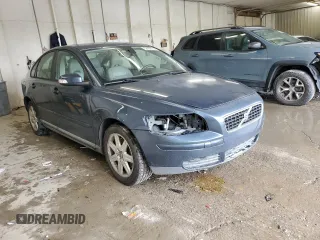 2007 Volvo S40 2.4L z VIN YV1MS382X72283244, wystawiony jako Copart lot #52902415 z przebiegiem 86 821 mil mil oraz Tytuł czysty. Historia ofert i sprzedaży dostępna na DreamBid. Obrazek 4.