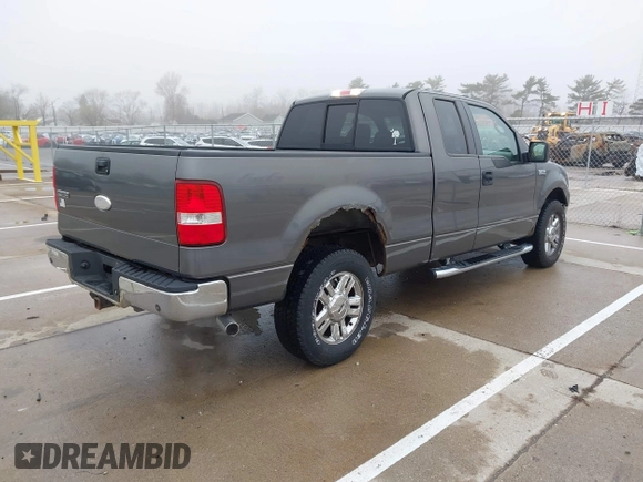 2008 Ford F-150 XLT with VIN 1FTPX14V58FC01083, listed as a IAAI auction lot 41998213 with 120,173 mi miles. Bid and sale history available at carsss.com. Image 4.