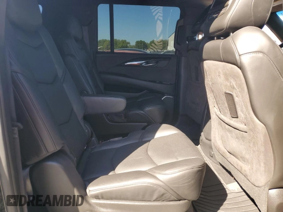 2016 Cadillac Escalade ESV Platinum z VIN 1GYS4KKJ1GR412121, wystawiony jako Copart lot #49411105 z przebiegiem 123 103 mil mil oraz Szkoda całkowita • Salvage title. Historia ofert i sprzedaży dostępna na DreamBid. Obrazek 11.