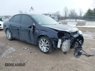 2010 Volkswagen Jetta Wolfsburg Edition с VIN 3VWRA7AJ2AM041200, выставлен на аукционе IAAI как лот 41606837 с пробегом 184 109 миль миль и . История ставок и продаж доступна на DreamBid. Изображение 1.