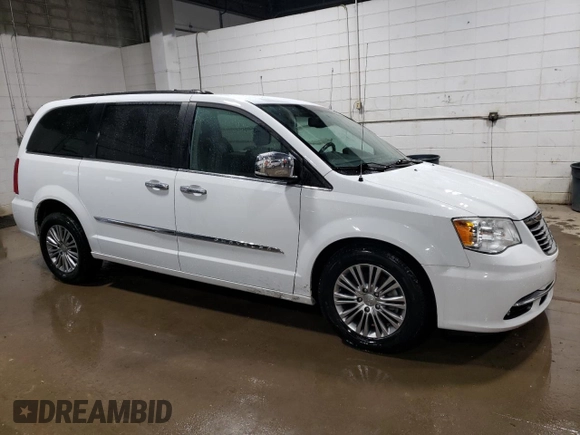 2014 Chrysler Town & Country Touring L z VIN 2C4RC1CG9ER367263, wystawiony jako Copart lot #60829585 z przebiegiem 97 320 mil mil oraz Czysty tytuł • Clean title. Historia ofert i sprzedaży dostępna na DreamBid. Obrazek 4.