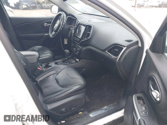 2019 Jeep Cherokee Limited z VIN 1C4PJLDB8KD195916, wystawiony jako IAAI lot #40787056 z przebiegiem 147 047 mil mil oraz . Historia ofert i sprzedaży dostępna na DreamBid. Obrazek 5.