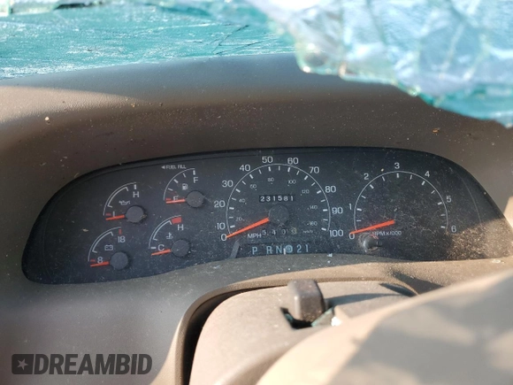 2001 Ford Super Duty F-250 XL with VIN 1FTNW21L11EB43083, listed as a Copart auction lot 70609164 with 231,581 mi miles and Salvage Title. Bid and sale history available at carsss.com. Image 9.