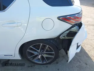 2016 Lexus CT 200h z VIN JTHKD5BH6G2261787, wystawiony jako IAAI lot #42667277 z przebiegiem 152 082 mil mil oraz . Historia ofert i sprzedaży dostępna na DreamBid. Obrazek 6.
