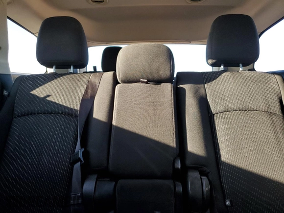 2017 Dodge Journey SXT with VIN 3C4PDCBG0HT589032, listed as a Copart auction lot 62342525 with 121,980 mi miles and Salvage title. Bid and sale history available at DreamBid. Image 10.