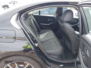 2020 BMW 3 Series 330i with VIN 3MW5R1J06L8B14835, listed as a IAAI auction lot 41722889 with 1 mi miles. Bid and sale history available at carsss.com. Image 8.