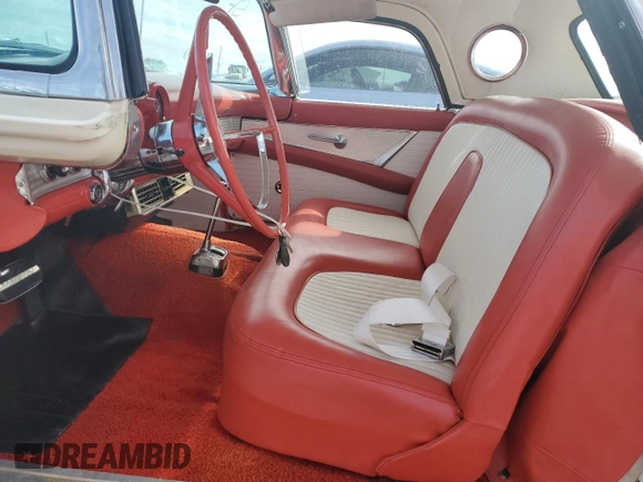 1956 Ford Thunderbird с VIN P6FH203930, выставлен на аукционе Copart как лот 74530814 с пробегом 761 579 миль миль и На запчасти • Non repairable. История ставок и продаж доступна на DreamBid. Изображение 7.
