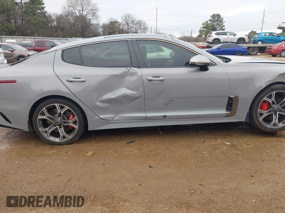 2018 Kia Stinger GT2 with VIN KNAE55LC7J6017223, listed as a IAAI auction lot 41356220 with 102,874 mi miles. Bid and sale history available at carsss.com. Image 13.