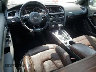 2014 Audi A5 Premium Plus z VIN WAULFAFH3EN014772, wystawiony jako Copart lot #61357595 z przebiegiem 147 299 mil mil oraz Czysty tytuł • Clean title. Historia ofert i sprzedaży dostępna na DreamBid. Obrazek 8.