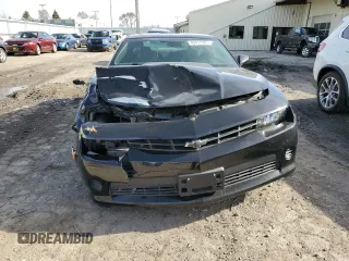2015 Chevrolet Camaro LS z VIN 2G1FB1E38F9266712, wystawiony jako Copart lot #49411925 z przebiegiem 82 903 mil mil oraz Szkoda całkowita • Salvage title. Historia ofert i sprzedaży dostępna na DreamBid. Obrazek 5.