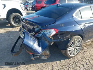 2020 Genesis G70 2.0T z VIN KMTG64LA1LU062420, wystawiony jako IAAI lot #42260170 z przebiegiem 68 450 mil mil oraz . Historia ofert i sprzedaży dostępna na DreamBid. Obrazek 6.